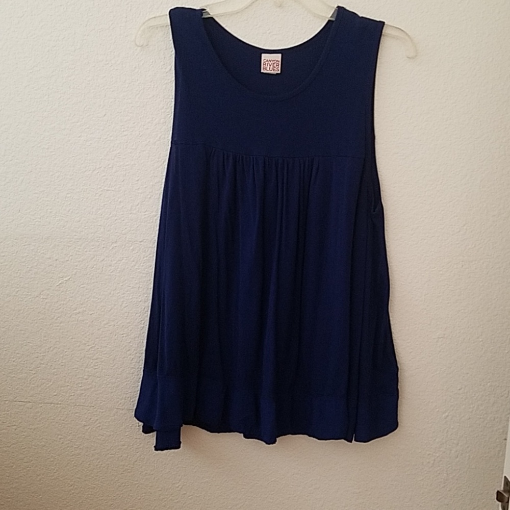 trapeze style tank